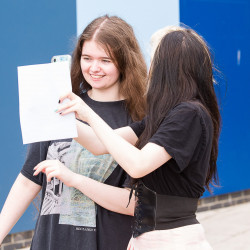 alevelresultsday180822 064